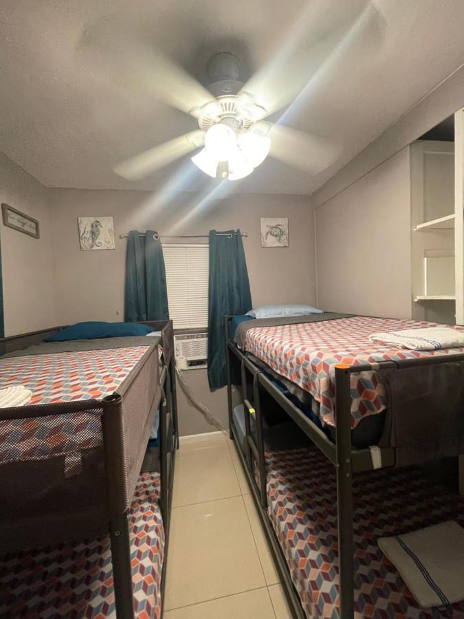 Miami Vibes "Hostel-Like" Shared Room North Miami Esterno foto