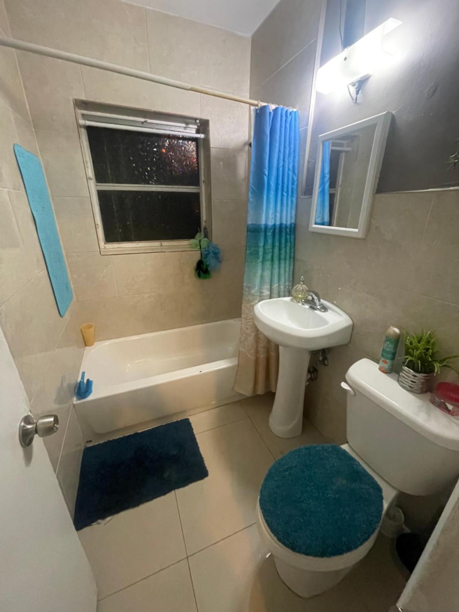 Miami Vibes "Hostel-Like" Shared Room North Miami Esterno foto